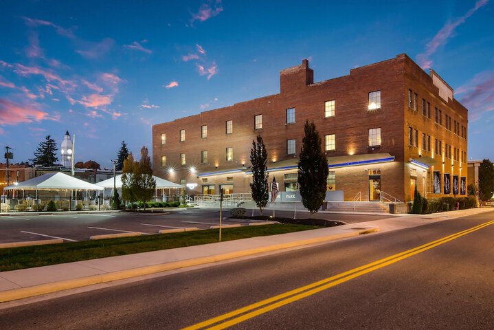 Jackson Park Inn an Ascend Collection Hotel