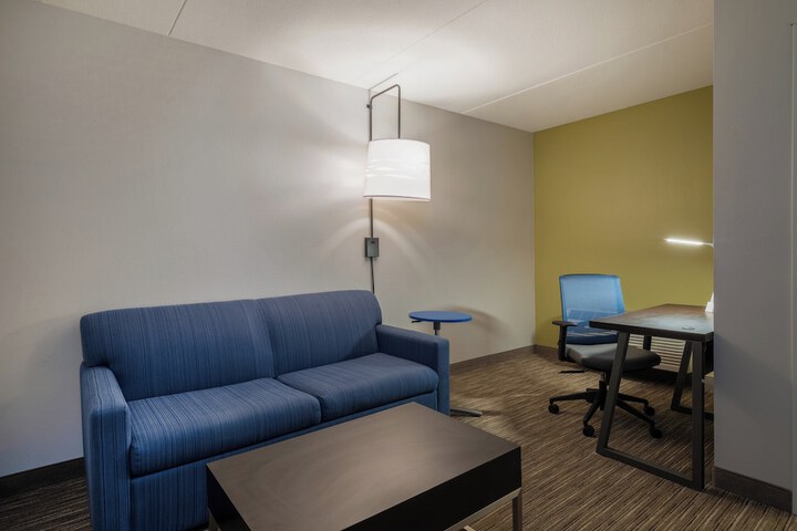 Holiday Inn Express Minneapolis West Plymouth by IHG