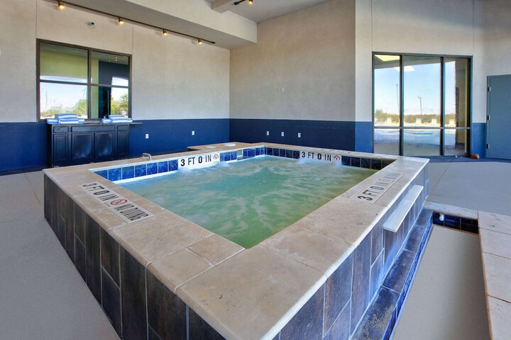 Pool 9 of 66