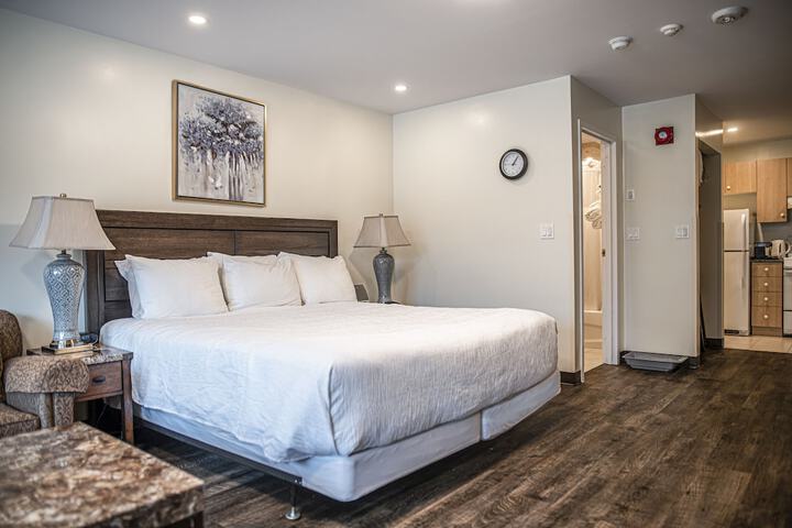 Room 21 of 49