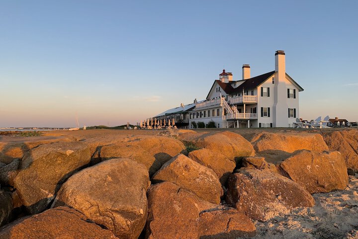 Lighthouse Inn