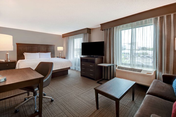 Room 30 of 65