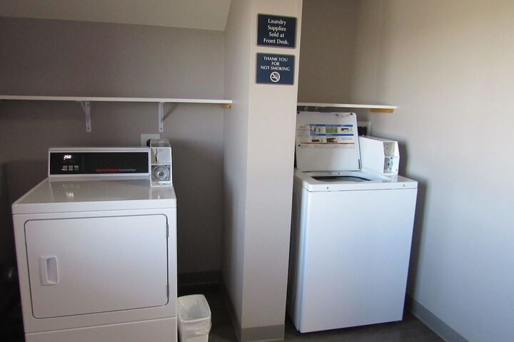 Room 34 of 62