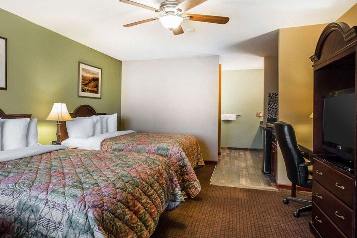 Quality Inn & Suites Cameron Park Shingle Springs