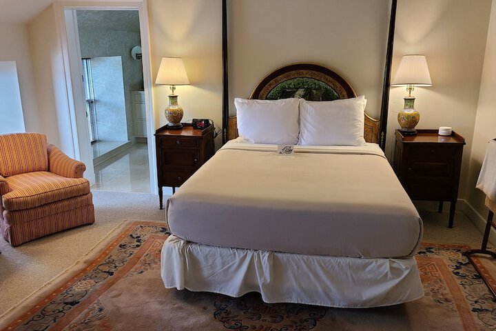 Room 43 of 93