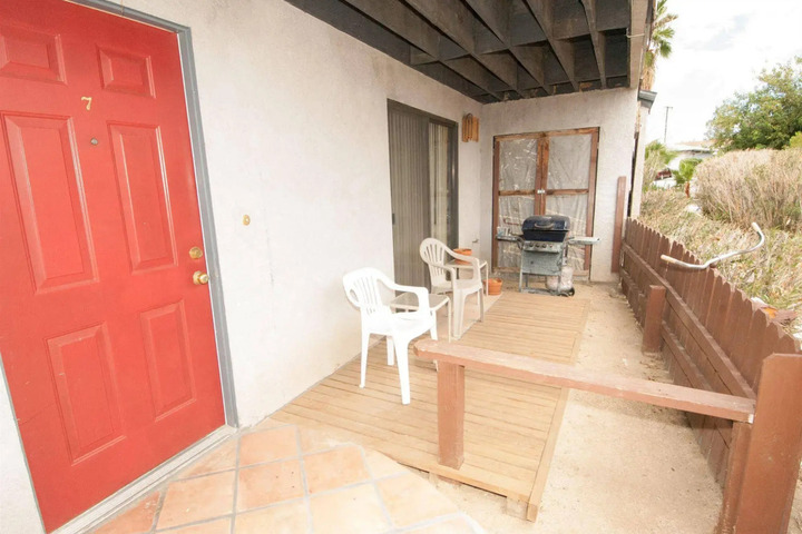 SUNNYVALE GARDEN SUITES HOTEL 29 PALMS A