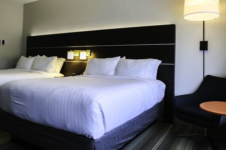 Room 12 of 57