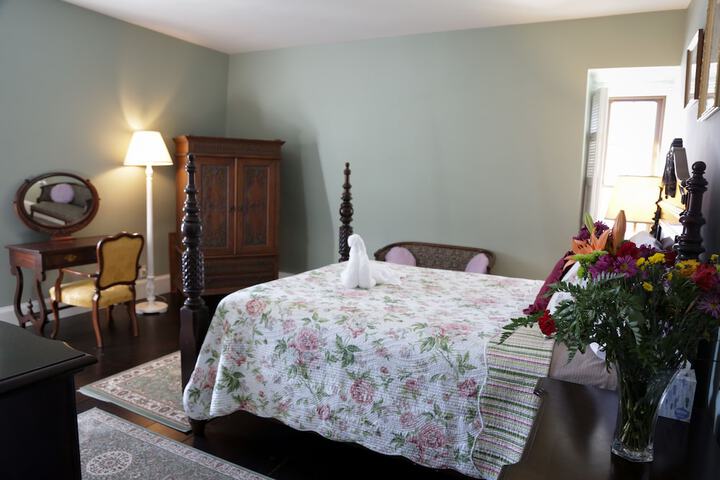 Brinckerhoff Inn