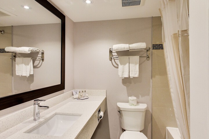 Travelodge by Wyndham Cambridge - Waterloo