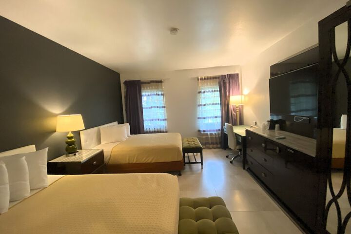 Room 28 of 50