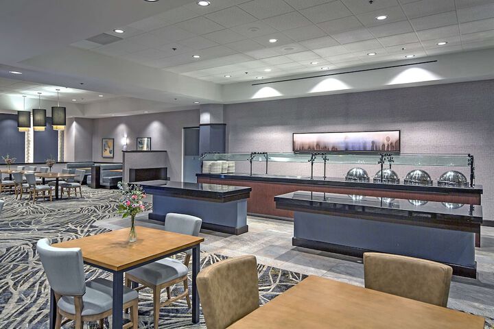 DoubleTree by Hilton Hotel Modesto
