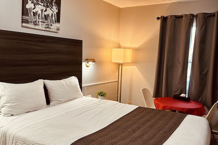 Room 30 of 51