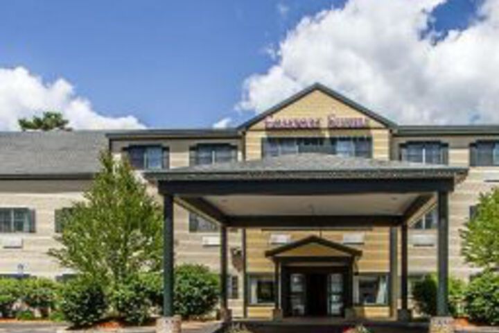 Comfort Suites
