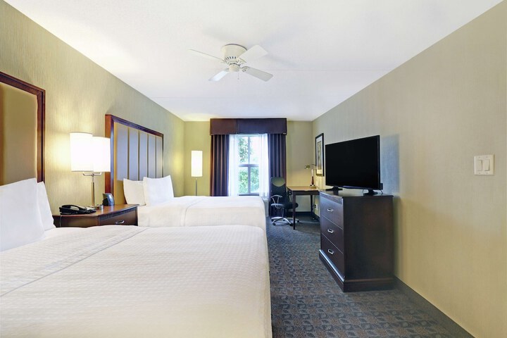 Room 17 of 47