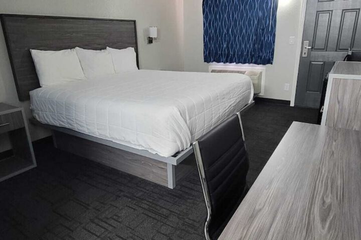 Room 22 of 30