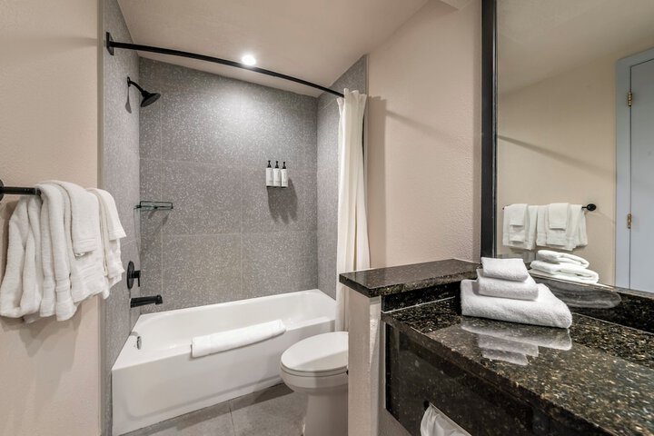voco Kissimmee Orlando by IHG