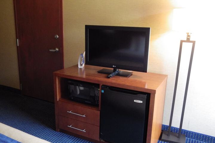 Comfort Inn Crystal Lake - Algonquin