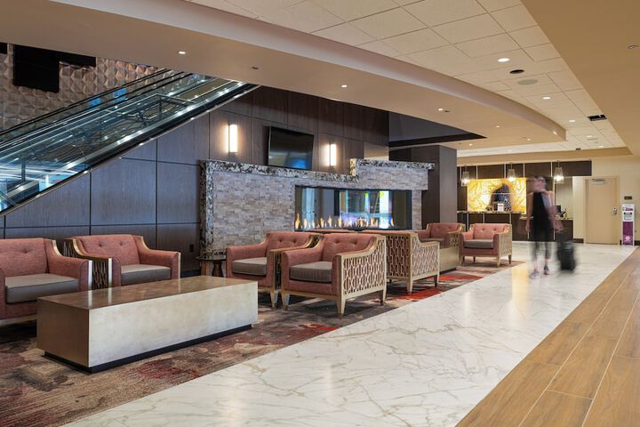 Hotel Interior 7 of 33