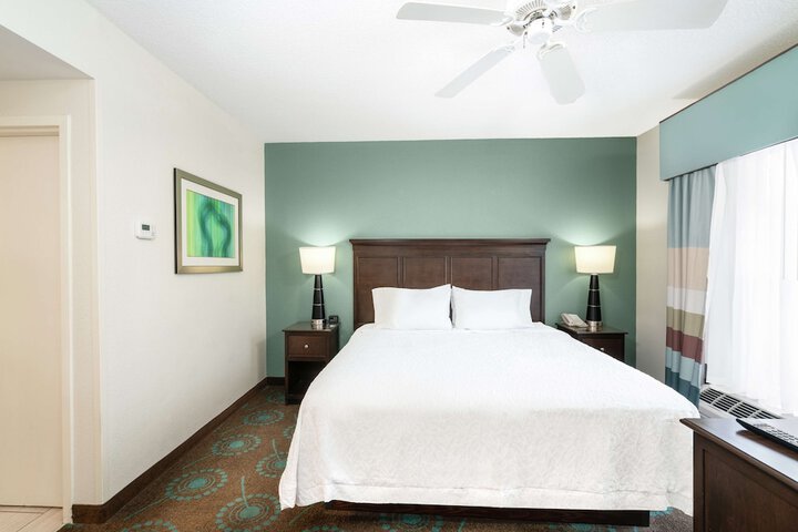 Hampton Inn & Suites Mooresville / Lake Norman