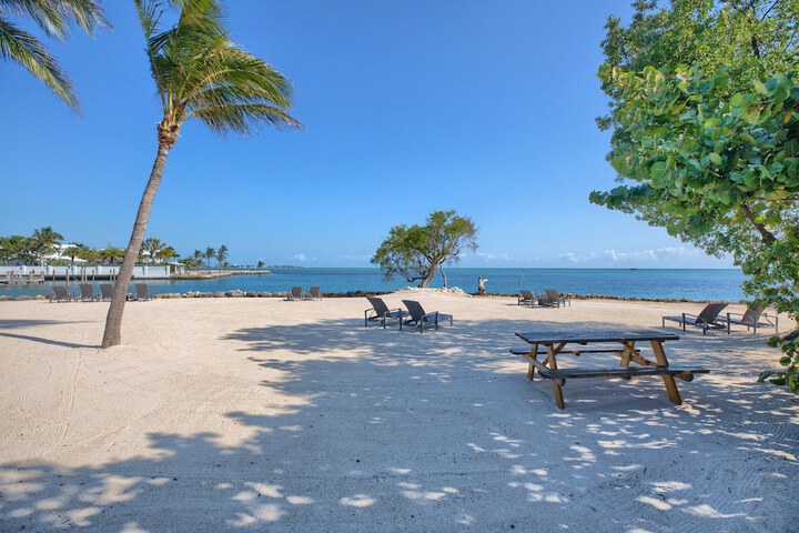 Beach 150 of 206