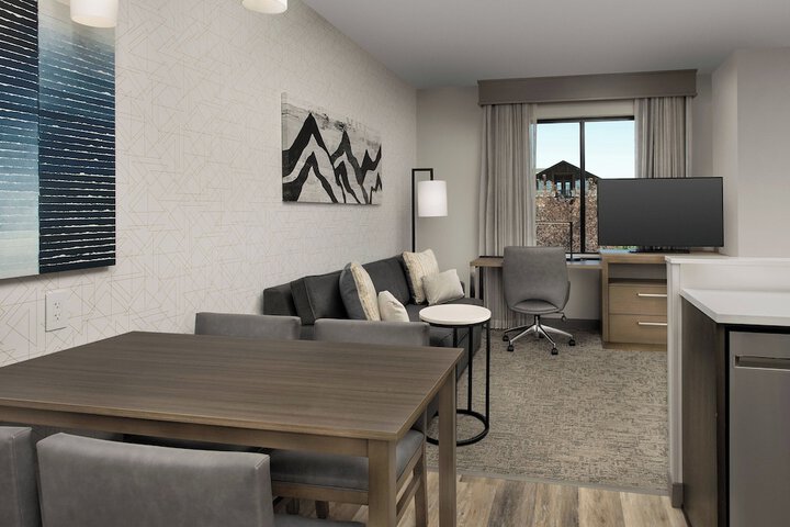 Room 40 of 71