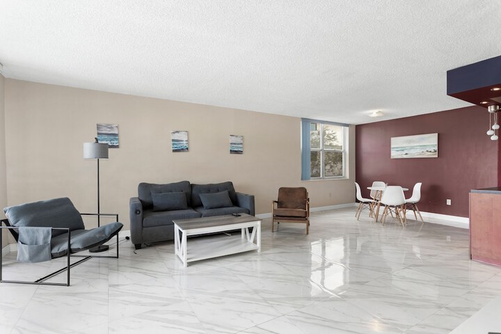 Bay Harbor Sunset Apt 2A