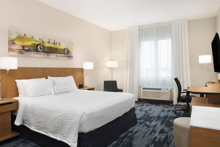 Fairfield Inn & Suites by Marriott Daytona Beach Speedway / Airport