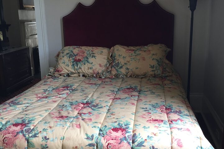 Room 15 of 49
