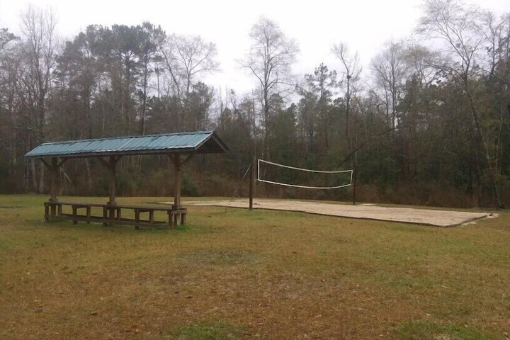 Whispering Creek Lodging & RV Resort