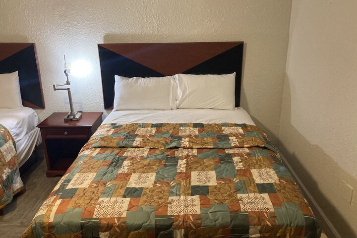 Room 14 of 29