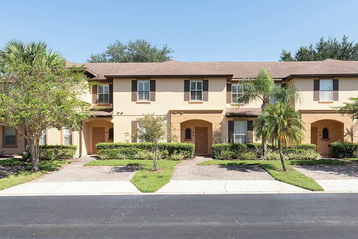 Villas at Regal Palms