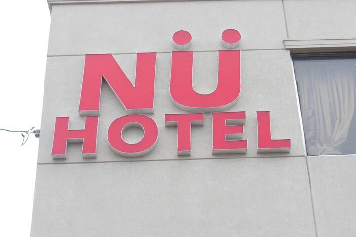 Hotel 3 of 39