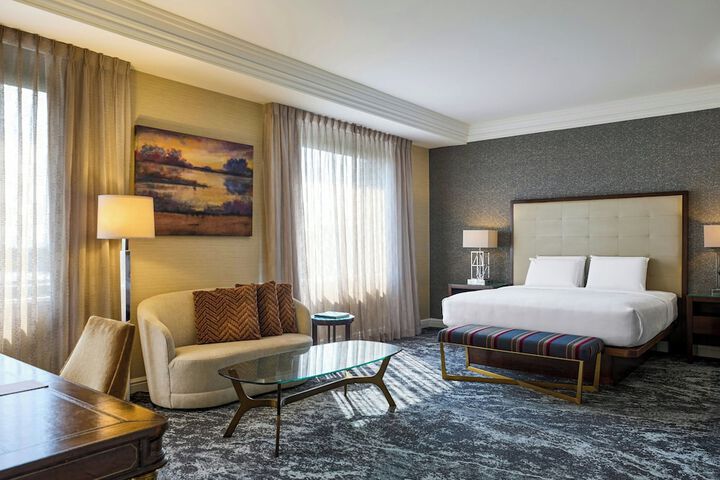 The Henry Hotel Autograph Collection