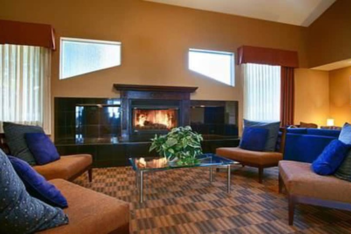 Hotel Interior 11 of 19