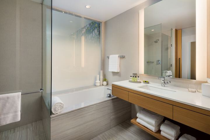 InterContinental Los Angeles Downtown by IHG