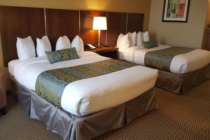 Best Western Plus Airport Inn Suites