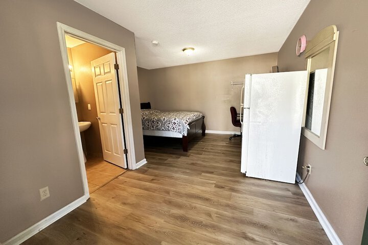 Room 34 of 51