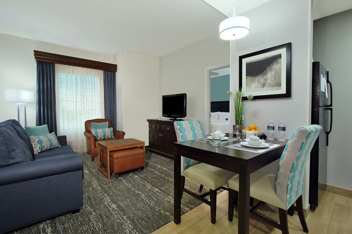 Room 12 of 43