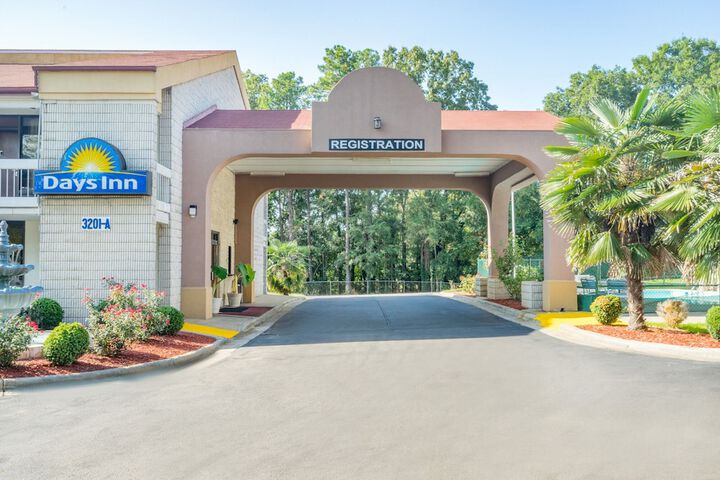 Hotel 4 of 40