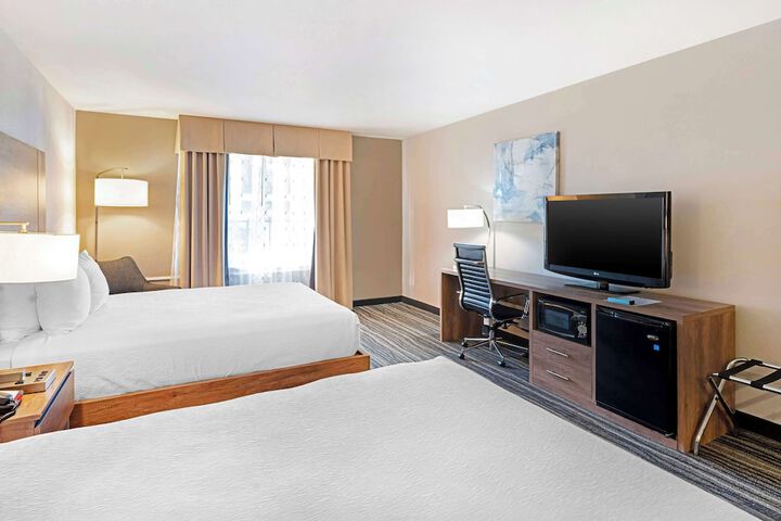 Room 18 of 38