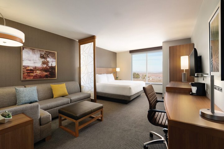 Room 31 of 64