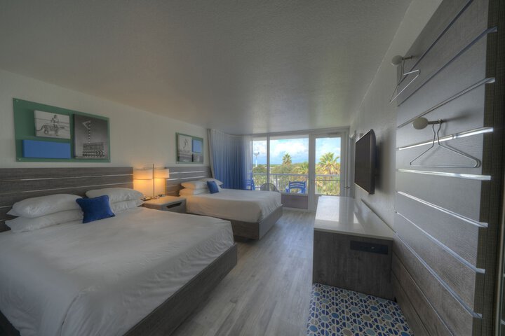 Room 21 of 40