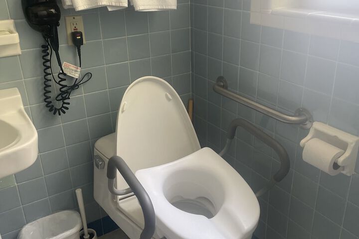 Room 47 of 85