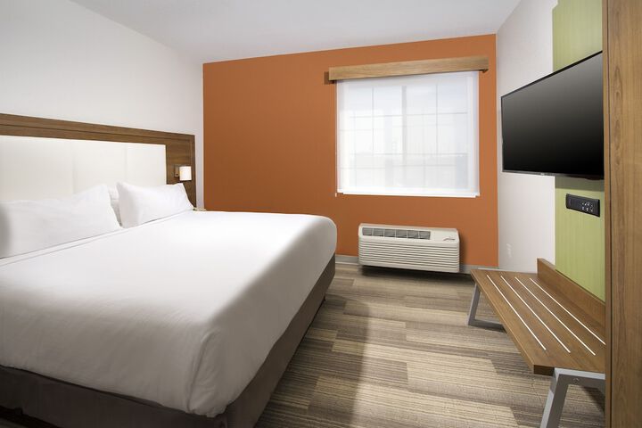 Room 10 of 21