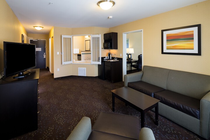 Room 16 of 31