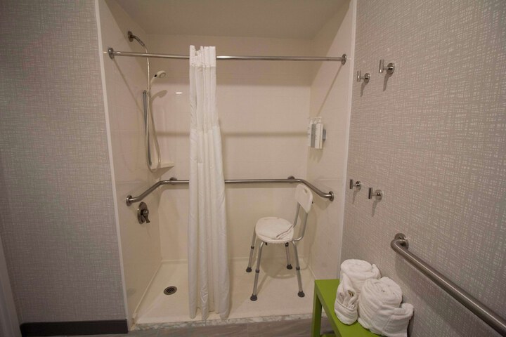 Hampton Inn Kent / Akron Area