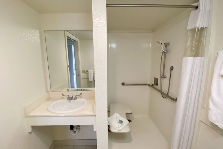 Room 60 of 91