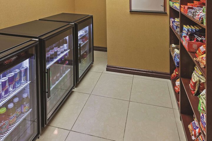 La Quinta Inn & Suites by Wyndham Edmond