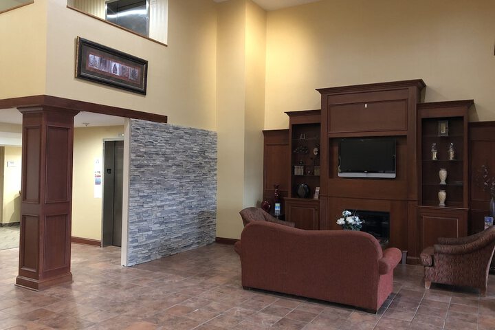 Red Roof Inn & Suites Chestertown