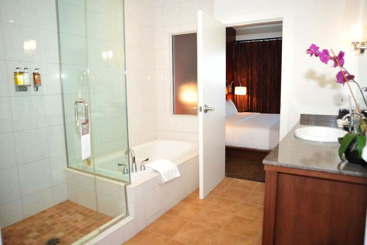 Room 50 of 62